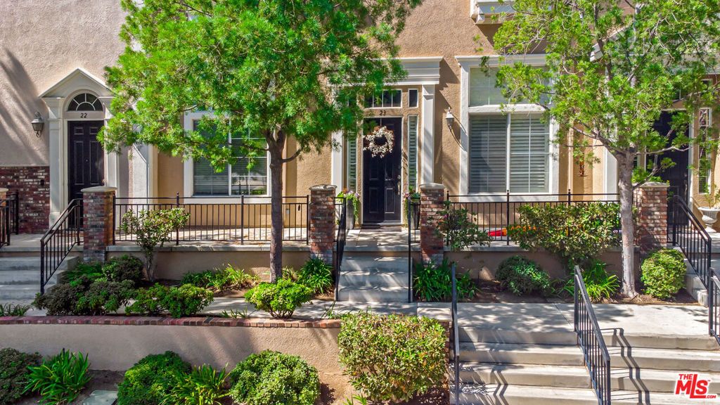 26828 Willow Creek Lane 23, Valencia, CA 91355