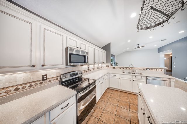 9631 FALLEN WILLOW, San Antonio, TX 78254