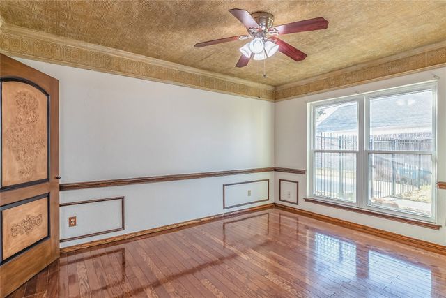 716 Bridget Way, Hurst, TX 76054