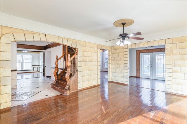 716 Bridget Way, Hurst, TX 76054