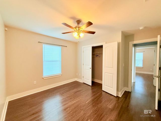 213 Lakefront Circle, Summerdale, AL 36580