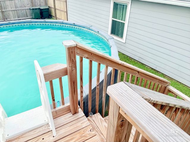 213 Lakefront Circle, Summerdale, AL 36580