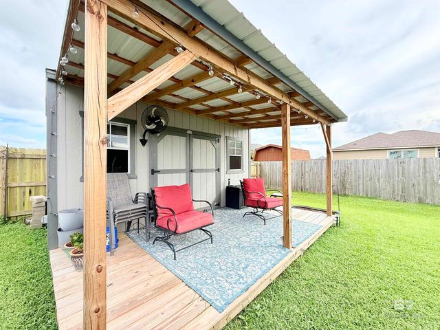 213 Lakefront Circle, Summerdale, AL 36580