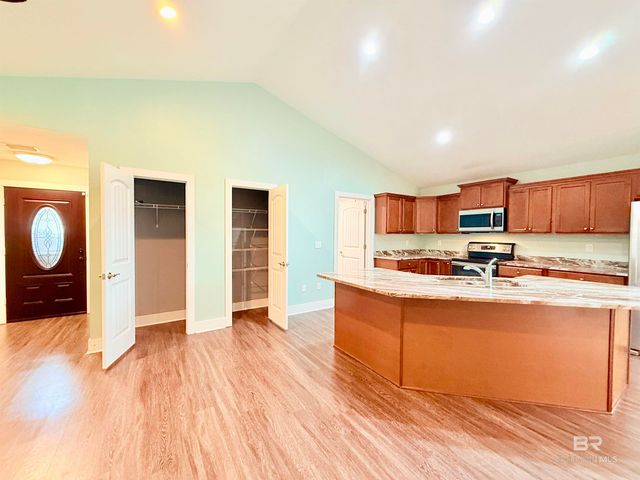 213 Lakefront Circle, Summerdale, AL 36580