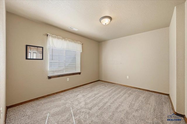 1708 RIVERVIEW CIR, Spearfish, SD 57783