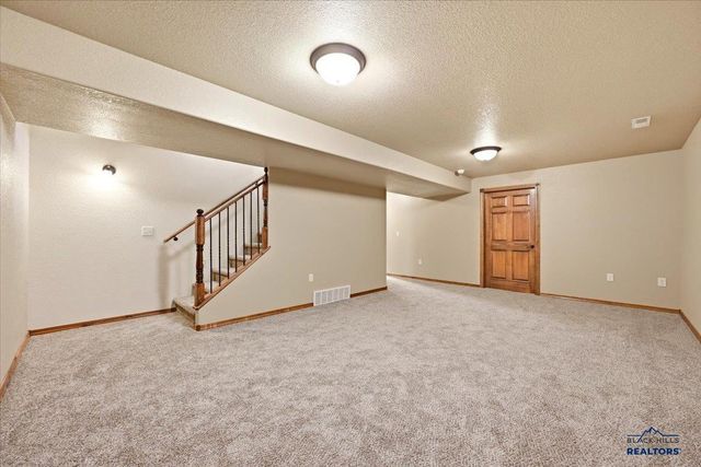 1708 RIVERVIEW CIR, Spearfish, SD 57783