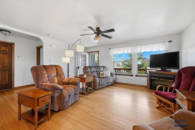 1708 RIVERVIEW CIR, Spearfish, SD 57783