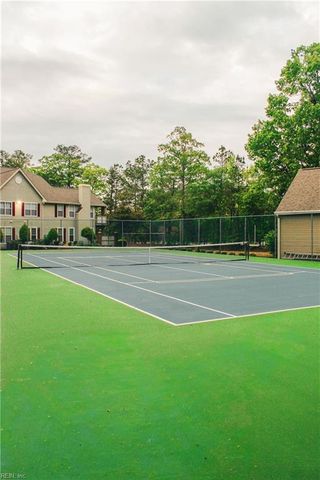 12871 Daybreak CIR, Newport News, VA 23602