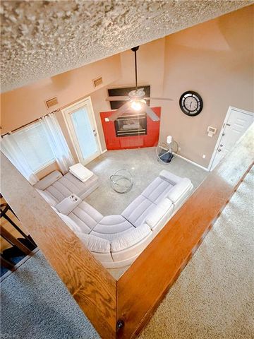 12871 Daybreak CIR, Newport News, VA 23602