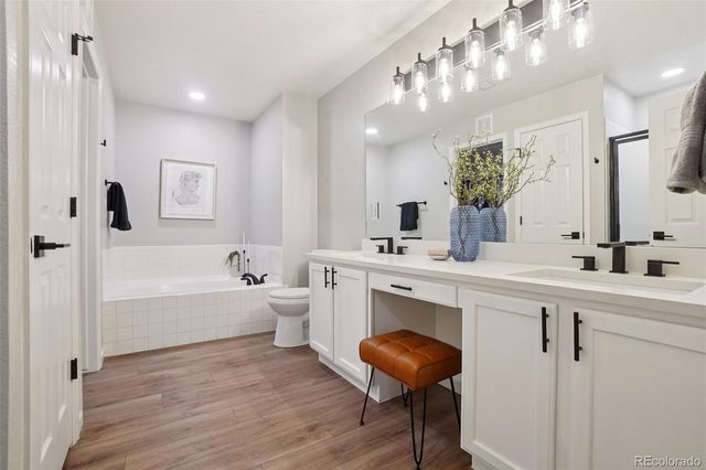 4271 S Blackhawk Circle 2C, Aurora, CO 80014