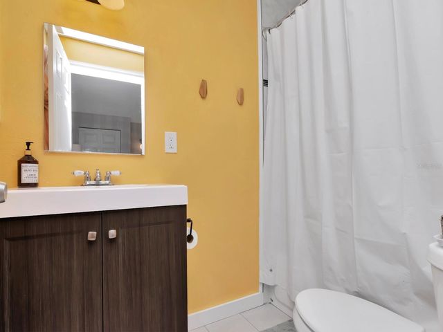 4000 3RD AVENUE N, St Petersburg, FL 33713