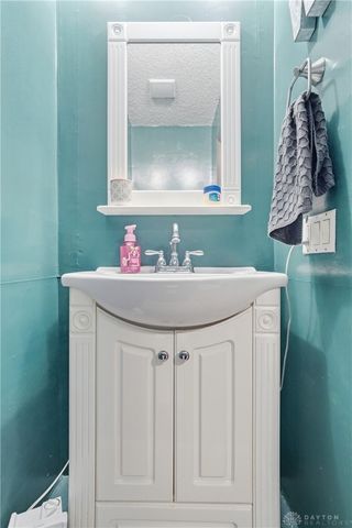 3124 El Camino Drive, Springfield, OH 45503