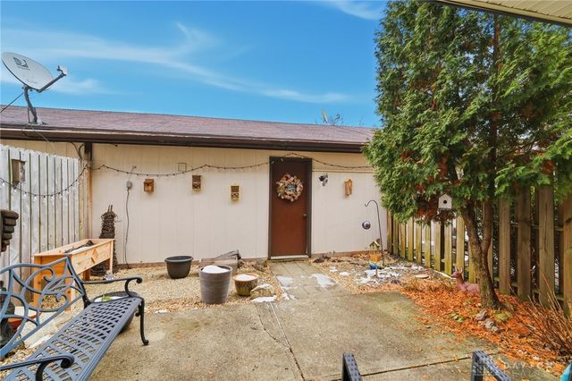 3124 El Camino Drive, Springfield, OH 45503