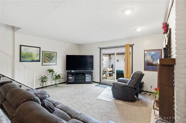 3124 El Camino Drive, Springfield, OH 45503