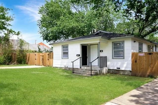3109 Hunter Street A, Fort Worth, TX 76112