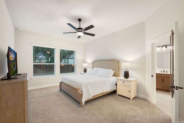 1733 Hidden Fox, New Braunfels, TX 78132