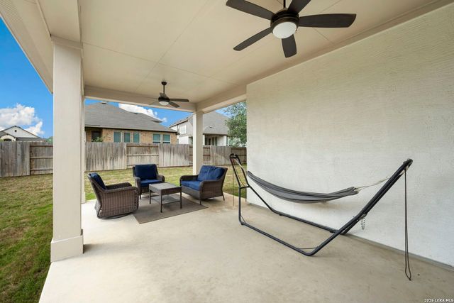 1733 Hidden Fox, New Braunfels, TX 78132