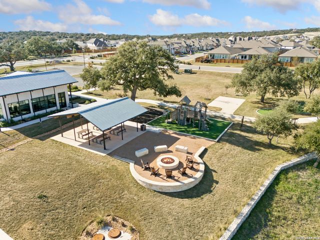 1733 Hidden Fox, New Braunfels, TX 78132