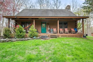 42 Browning Road, Hyde Park, NY 12538