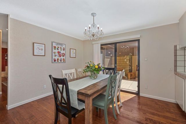 1271 Red Dog Ln, Auburn, CA 95603
