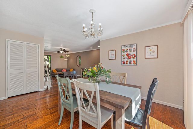 1271 Red Dog Ln, Auburn, CA 95603
