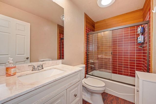 1271 Red Dog Ln, Auburn, CA 95603