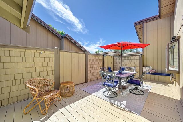 1271 Red Dog Ln, Auburn, CA 95603