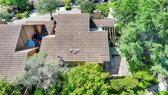1271 Red Dog Ln, Auburn, CA 95603