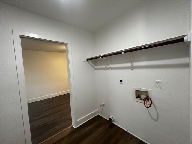 5503 Burgundy DR, Austin, TX 78724