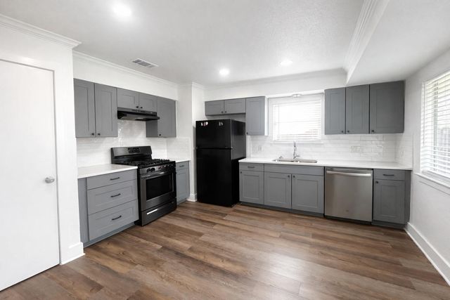 5503 Burgundy DR, Austin, TX 78724