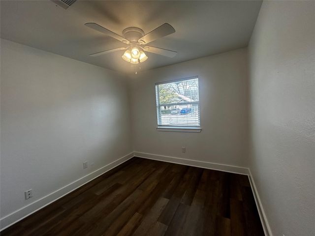 5503 Burgundy DR, Austin, TX 78724