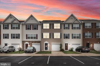 2338 DRAKE LN, Fredericksburg, VA 22408