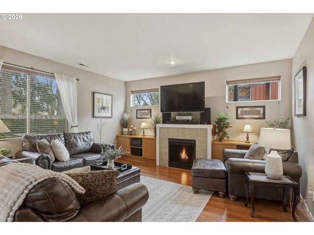 7874 Se SPORRI Ln, Milwaukie, OR 97267