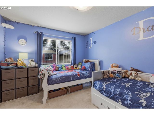 7874 Se SPORRI Ln, Milwaukie, OR 97267