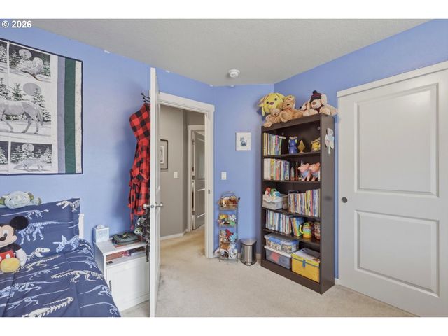 7874 Se SPORRI Ln, Milwaukie, OR 97267