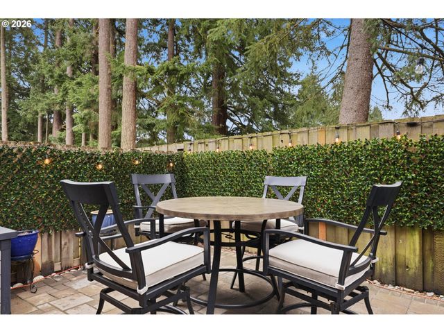 7874 Se SPORRI Ln, Milwaukie, OR 97267