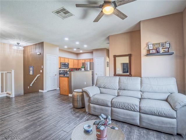 6325 Blowing Sky Street 201, North Las Vegas, NV 89081