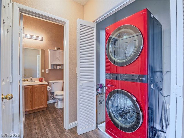 6325 Blowing Sky Street 201, North Las Vegas, NV 89081