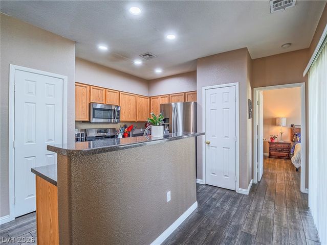 6325 Blowing Sky Street 201, North Las Vegas, NV 89081