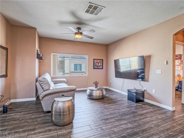 6325 Blowing Sky Street 201, North Las Vegas, NV 89081