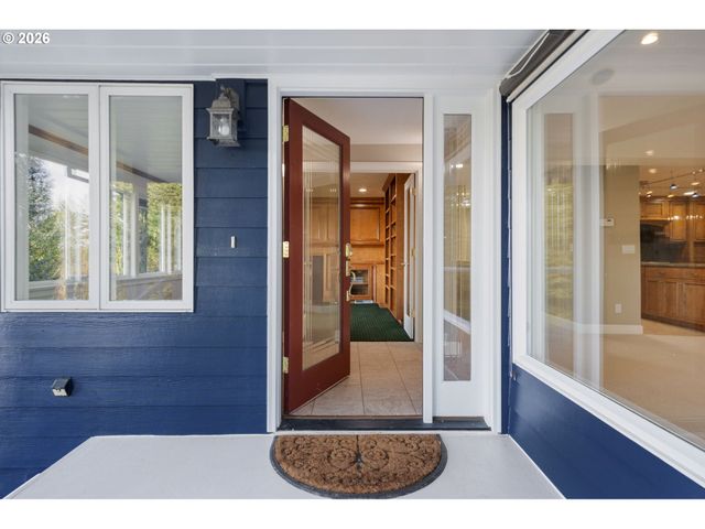 10151 Sw LANCASTER Rd, Portland, OR 97219