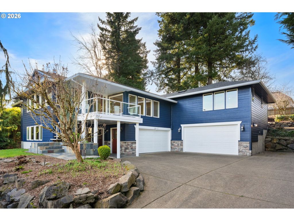 10151 Sw LANCASTER Rd, Portland, OR 97219