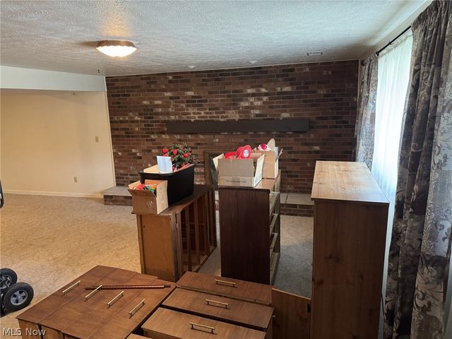 46 Oak Circle, Parkersburg, WV 26101
