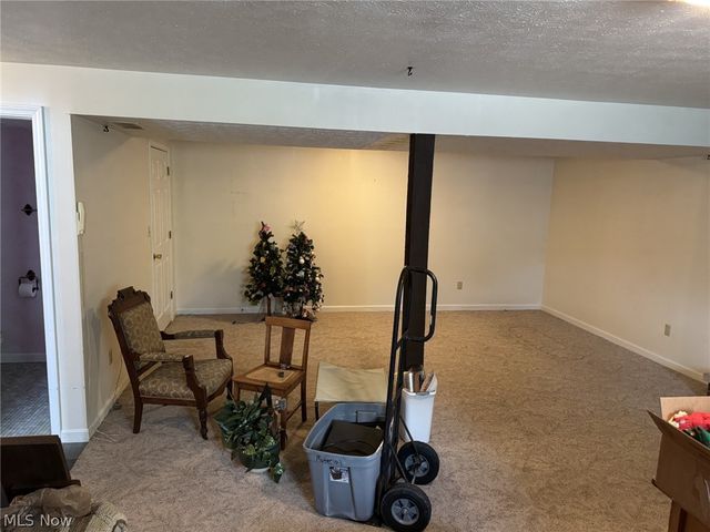 46 Oak Circle, Parkersburg, WV 26101