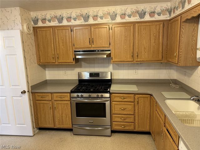 46 Oak Circle, Parkersburg, WV 26101
