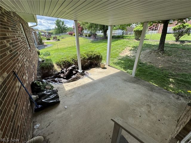 46 Oak Circle, Parkersburg, WV 26101