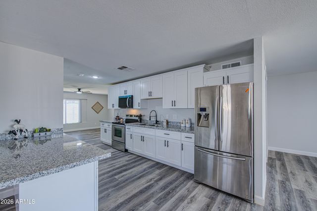 6853 N 36TH Drive, Phoenix, AZ 85019