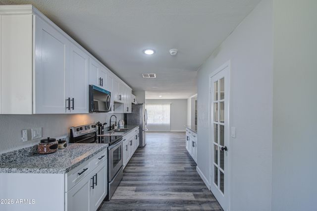 6853 N 36TH Drive, Phoenix, AZ 85019