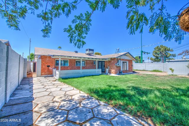 6853 N 36TH Drive, Phoenix, AZ 85019