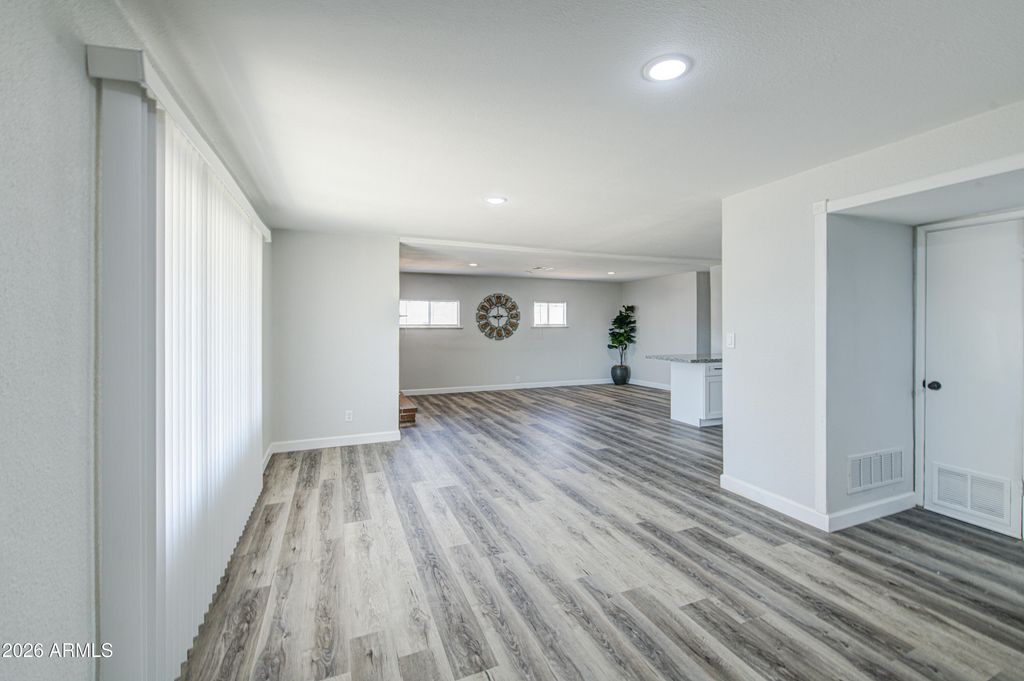 6853 N 36TH Drive, Phoenix, AZ 85019 — photo 4